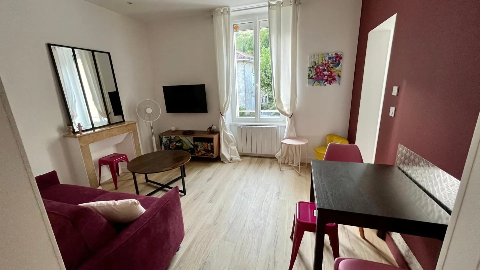 Appartement Maison Des Fleurs T2 Cosy La Terrasse  France